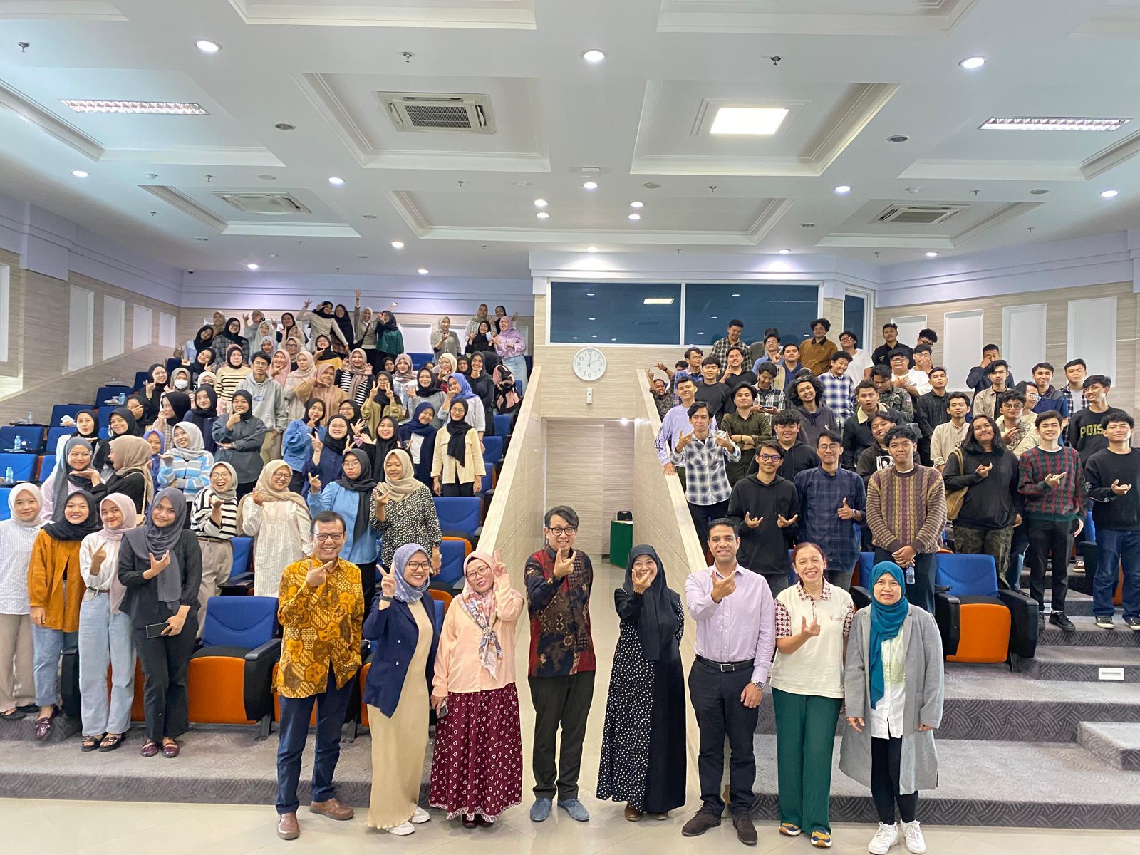 DNAP & Faculty of Economics & Business, UNISBA